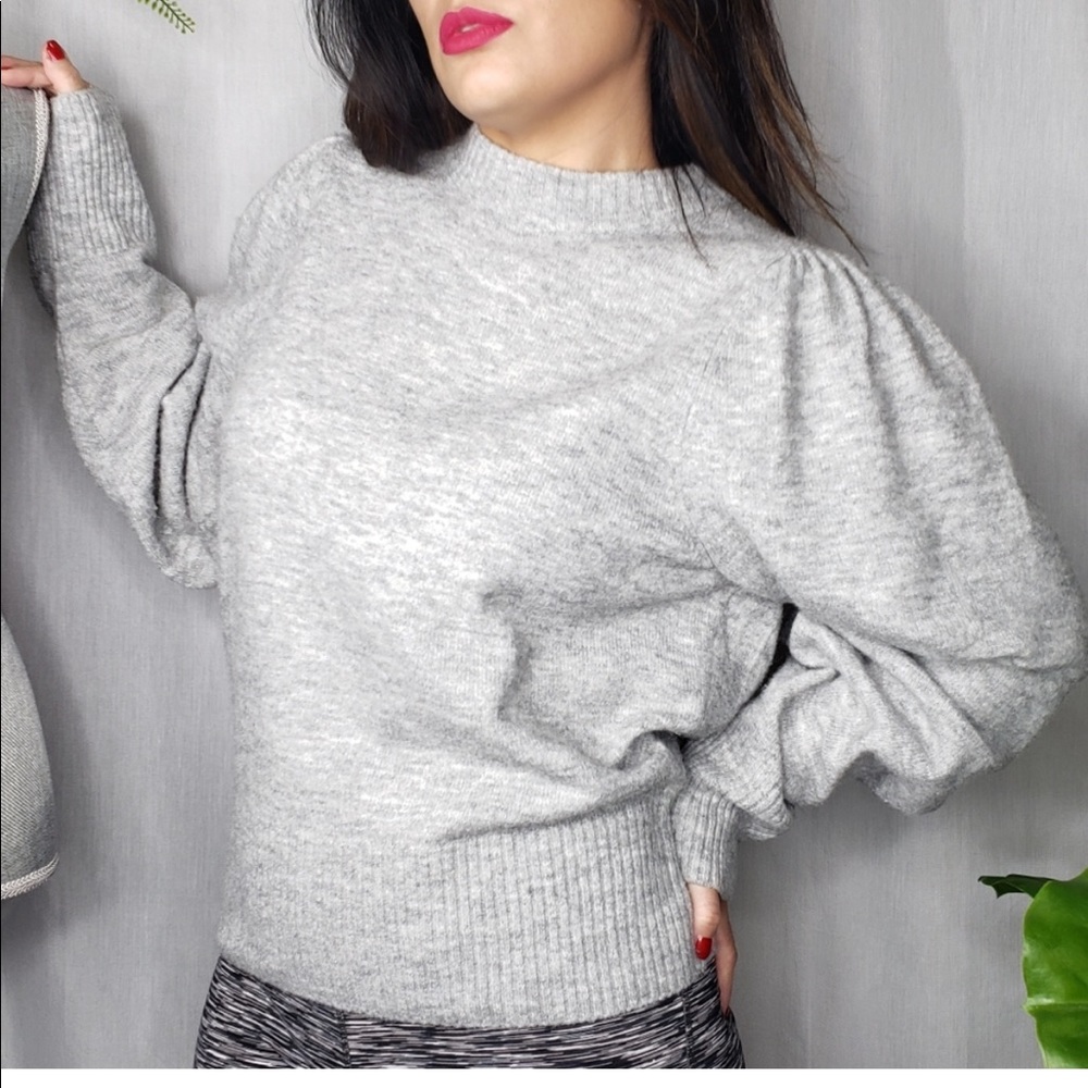 H&M Balloon Long Sleeve Grey Knit Sweater Medium